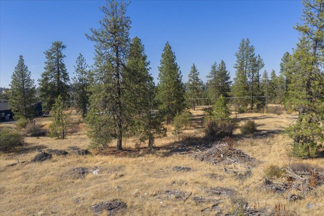 3811 W Cliffside Ln, Spokane, WA 99224