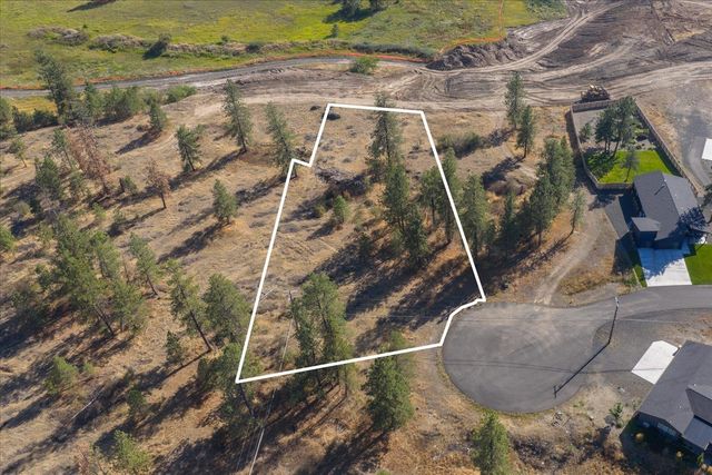 3811 W Cliffside Ln, Spokane, WA 99224