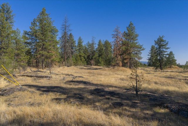 3811 W Cliffside Ln, Spokane, WA 99224