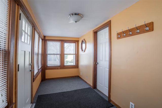 3921 12th Street, Des Moines, IA 50313