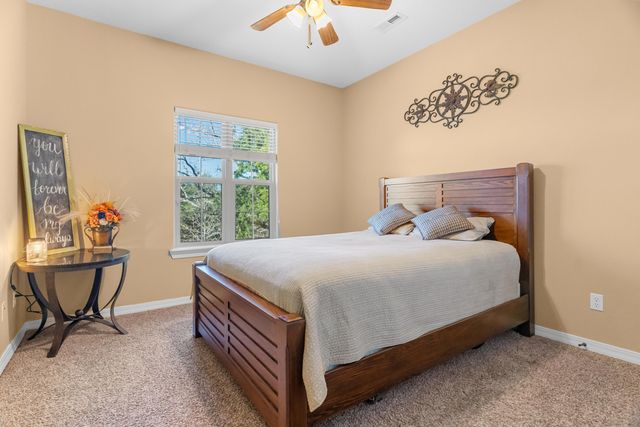 1275 Sunset Inn Road, Branson, MO 65616