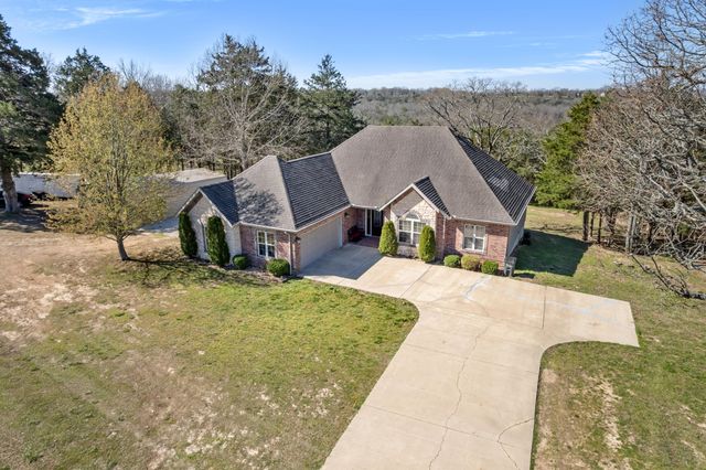 1275 Sunset Inn Road, Branson, MO 65616