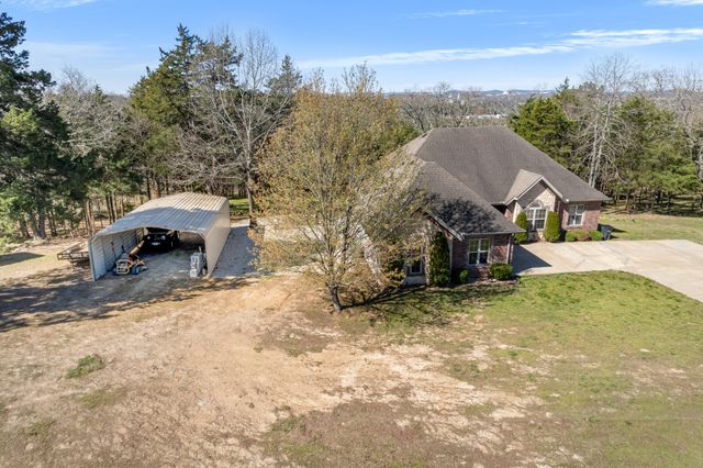 1275 Sunset Inn Road, Branson, MO 65616