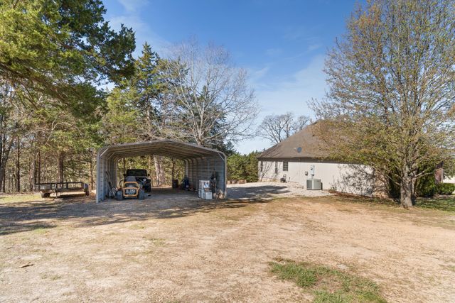 1275 Sunset Inn Road, Branson, MO 65616