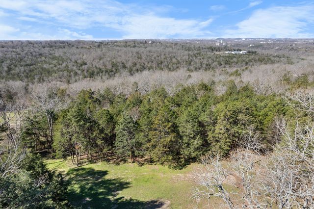 1275 Sunset Inn Road, Branson, MO 65616