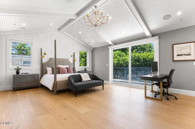 10331 Valley Spring Lane, North Hollywood, CA 91602