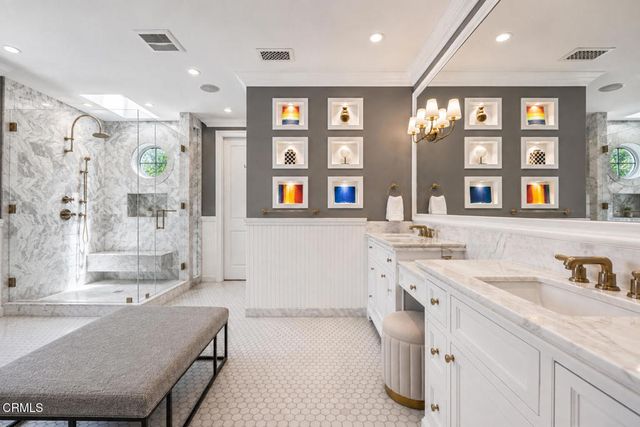 10331 Valley Spring Lane, North Hollywood, CA 91602