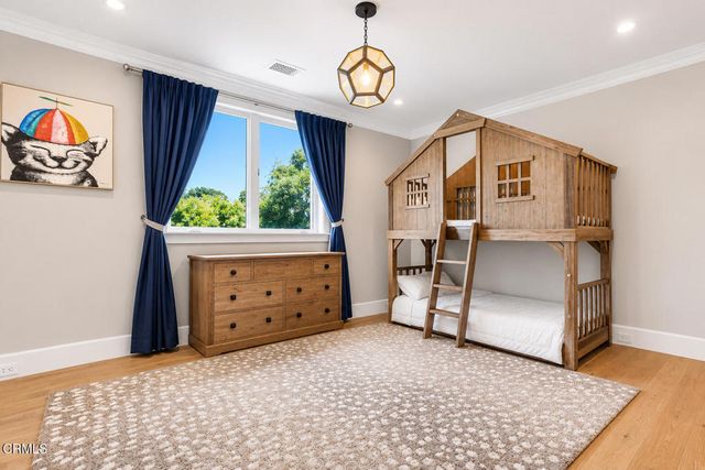 10331 Valley Spring Lane, North Hollywood, CA 91602