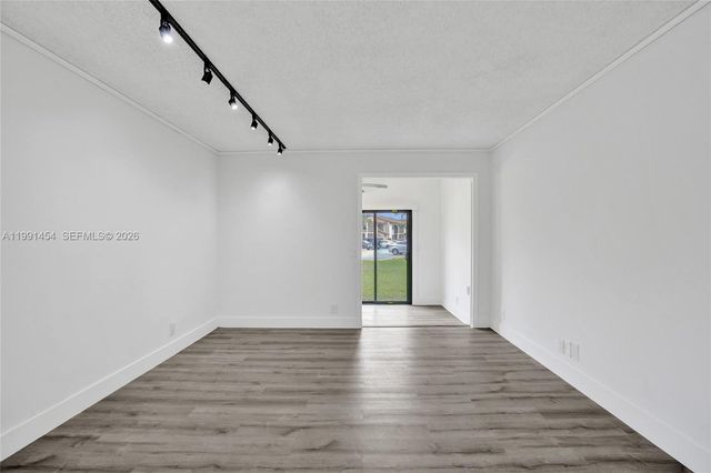 7951 Southgate Boulevard F1, North Lauderdale, FL 33068