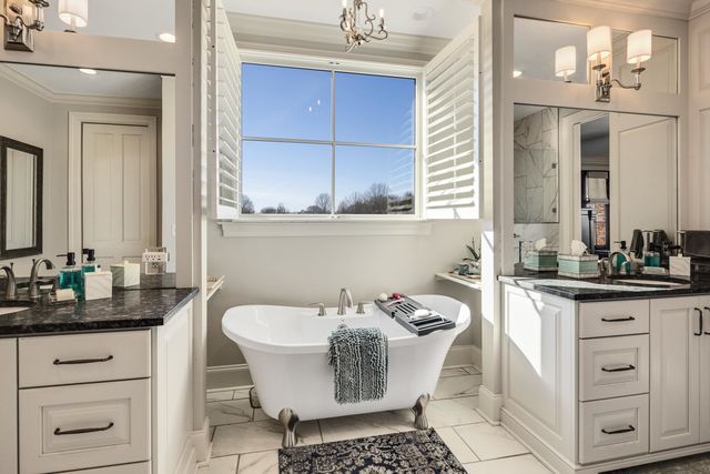 6085 YUM YUM RD, Somerville, TN 38068