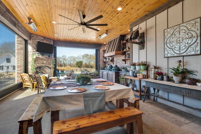 6085 YUM YUM RD, Somerville, TN 38068