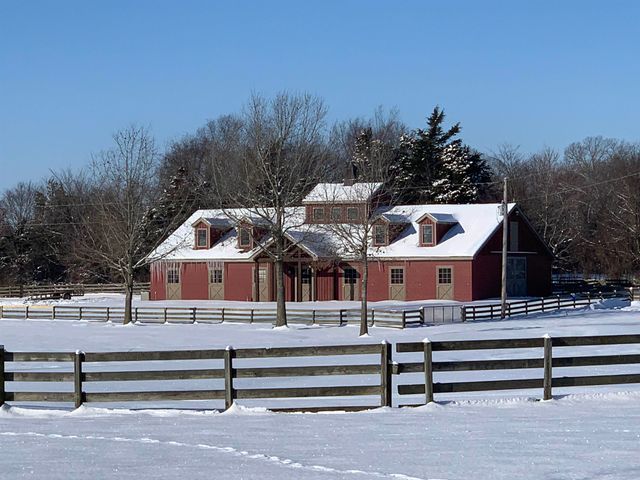 6085 YUM YUM RD, Somerville, TN 38068