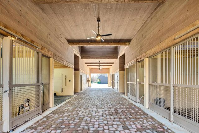 6085 YUM YUM RD, Somerville, TN 38068