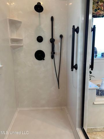 911 2nd Street, Gulfport, MS 39501