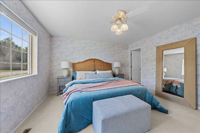 1344 Carriage Drive 1344C, Hudson, WI 54016