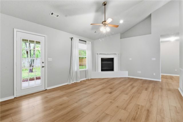 2408 Pin Oak Street, Fayetteville, AR 72701