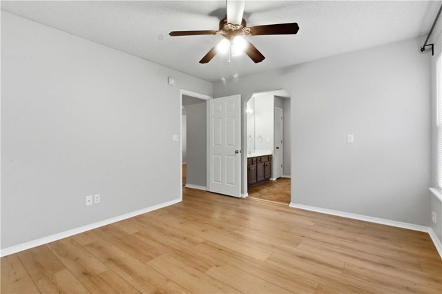 2408 Pin Oak Street, Fayetteville, AR 72701