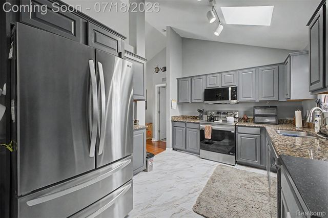 45741 Cagney Drive, Macomb Township, MI 48044