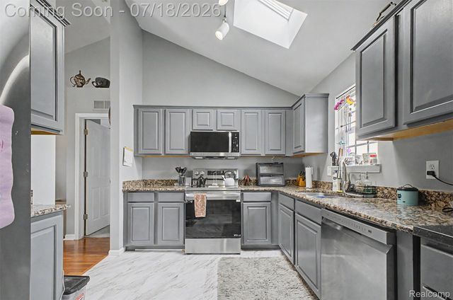 45741 Cagney Drive, Macomb Township, MI 48044