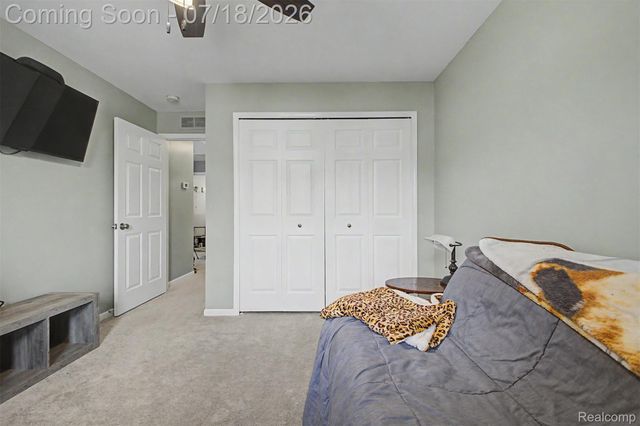 45741 Cagney Drive, Macomb Township, MI 48044