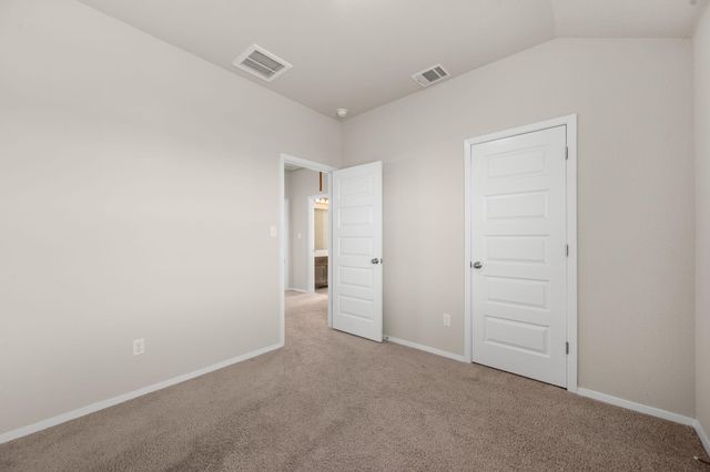 215 Lake Placid RUN, Elgin, TX 78621