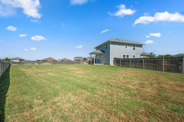 215 Lake Placid RUN, Elgin, TX 78621