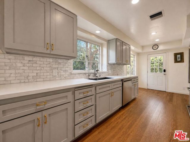 1796 E Mendocino Street, Altadena, CA 91001