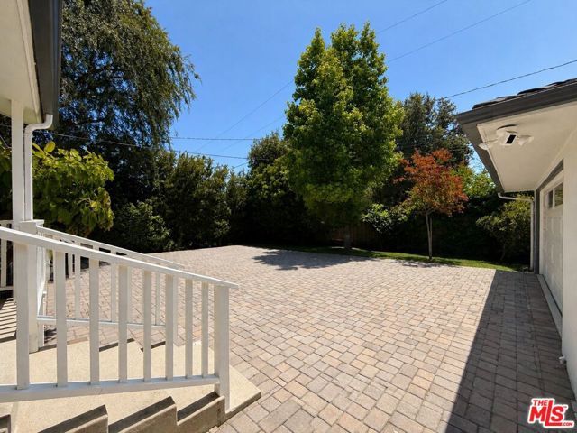 1796 E Mendocino Street, Altadena, CA 91001