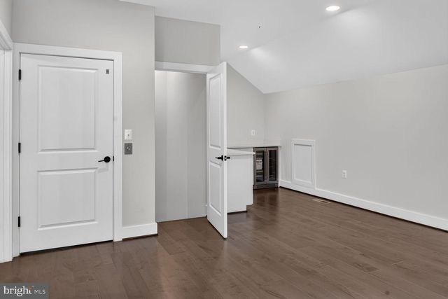 930 CROWN PARK AVE, Gaithersburg, MD 20878