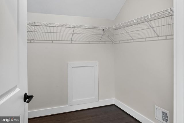 930 CROWN PARK AVE, Gaithersburg, MD 20878