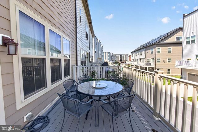 930 CROWN PARK AVE, Gaithersburg, MD 20878