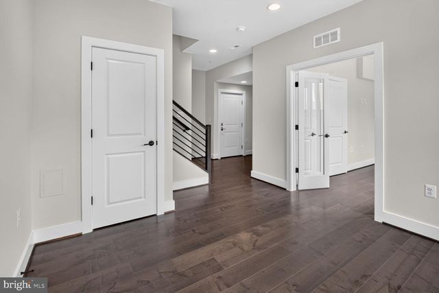 930 CROWN PARK AVE, Gaithersburg, MD 20878