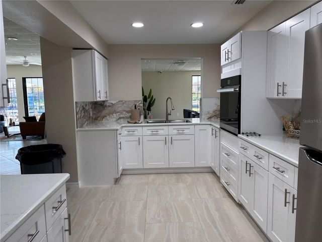 2333 FEATHER SOUND DRIVE A104, Clearwater, FL 33762