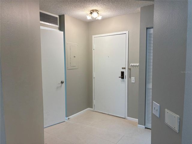 2333 FEATHER SOUND DRIVE A104, Clearwater, FL 33762
