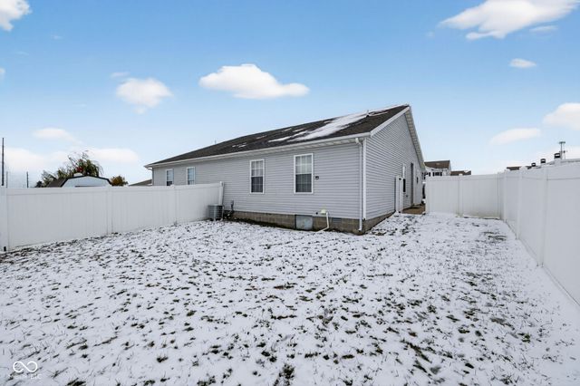 1675 W Kole Drive, Greensburg, IN 47240