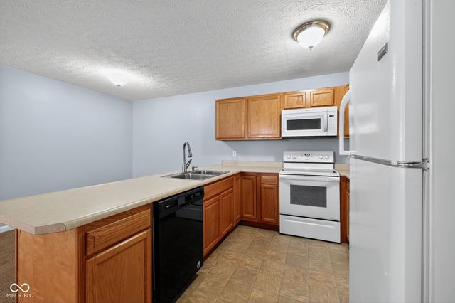 1675 W Kole Drive, Greensburg, IN 47240