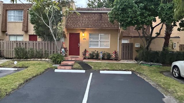 3581 NW 95th Terrace 605, Sunrise, FL 33351