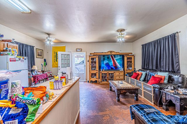 138 VZ County Road 4714, Ben Wheeler, TX 75754