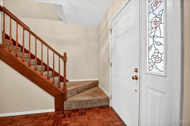 7561 Terri Lynn Drive, St Louis, MO 63123