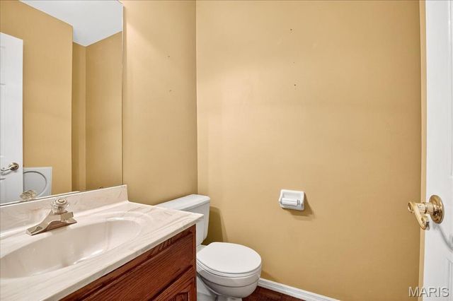 7561 Terri Lynn Drive, St Louis, MO 63123