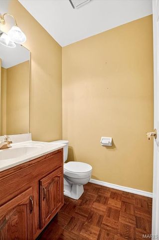 7561 Terri Lynn Drive, St Louis, MO 63123