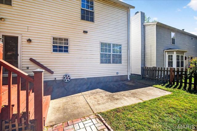 7561 Terri Lynn Drive, St Louis, MO 63123