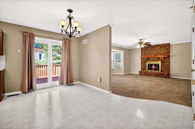 7561 Terri Lynn Drive, St Louis, MO 63123