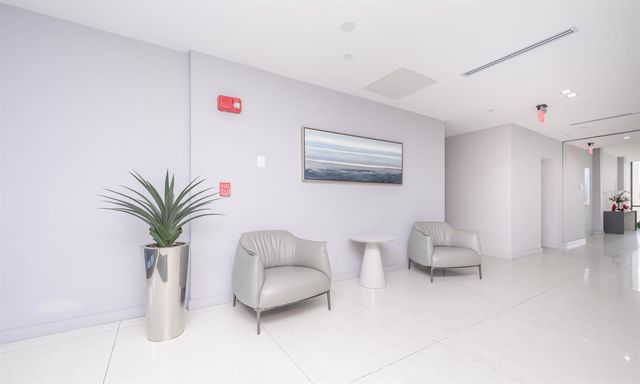 20335 W Country Club Drive 1704, Aventura, FL 33180