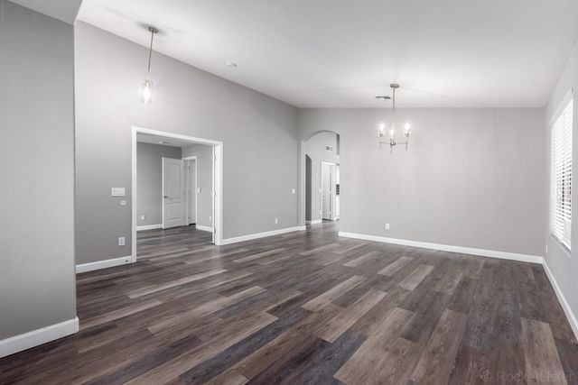 2313 W Straight Arrow Lane, Phoenix, AZ 85085