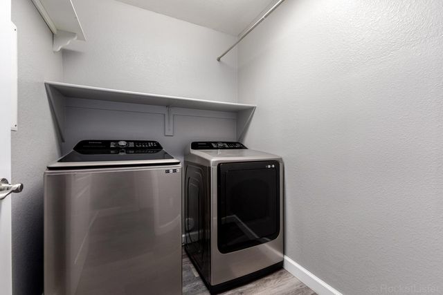 2313 W Straight Arrow Lane, Phoenix, AZ 85085