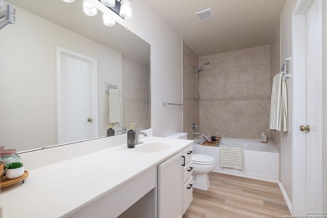 2439 Paddle Creek, San Antonio, TX 78245