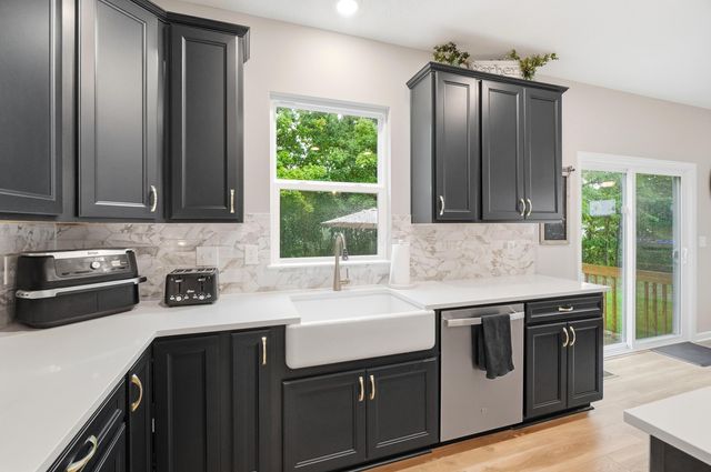 427 Pioneer Way, Pataskala, OH 43062