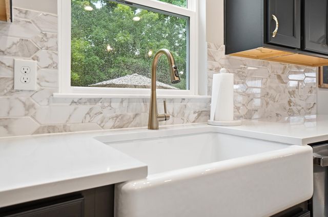 427 Pioneer Way, Pataskala, OH 43062