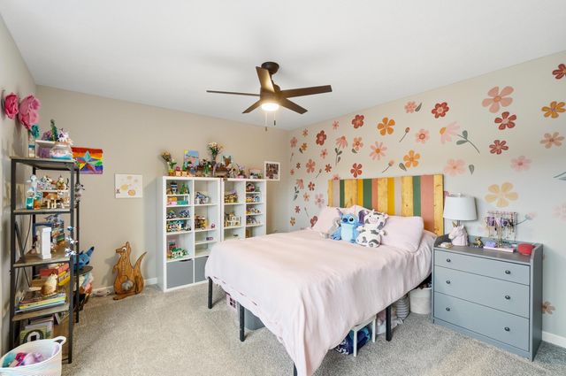 427 Pioneer Way, Pataskala, OH 43062